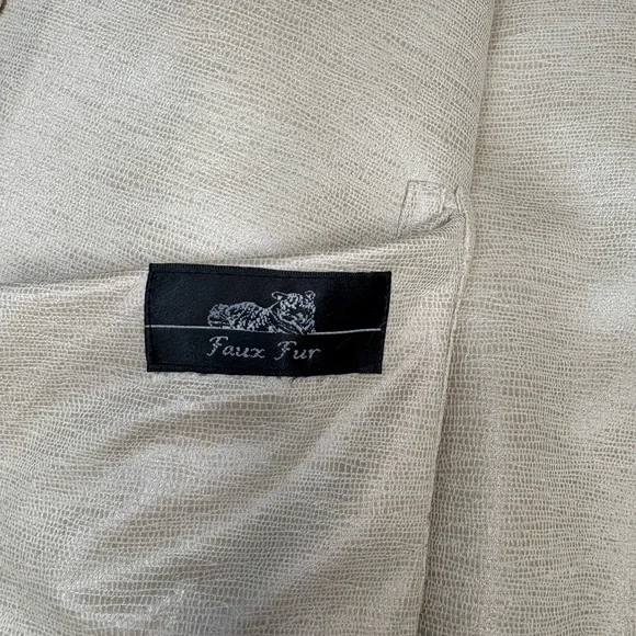 Chi by Falchi Tan Faux Fur Jacket — Size 3X — Gently Worn - Picture 6 of 7